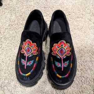 Farm Rio black platform loafers size 6